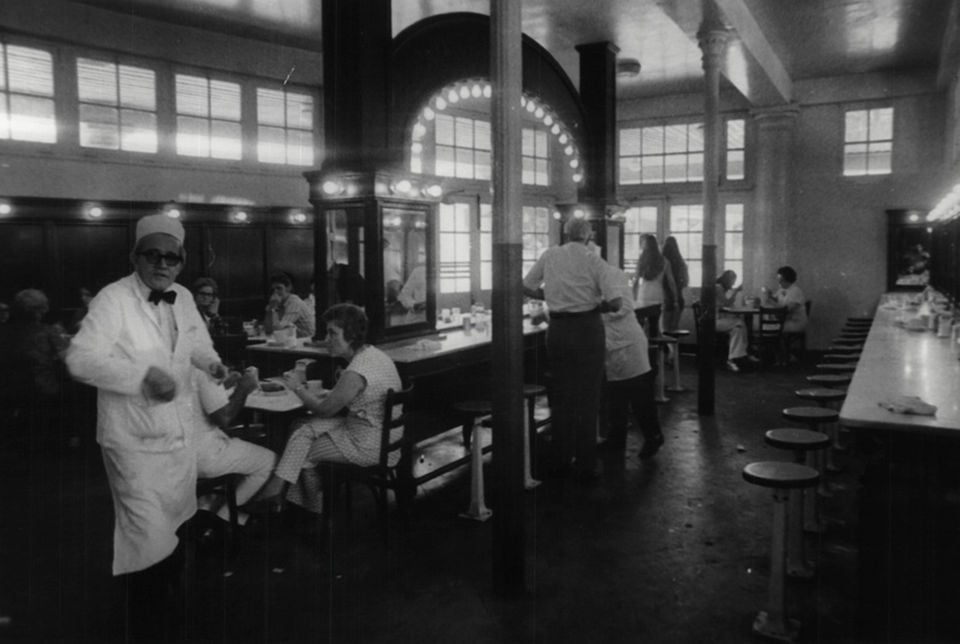 Morning Call waiter73